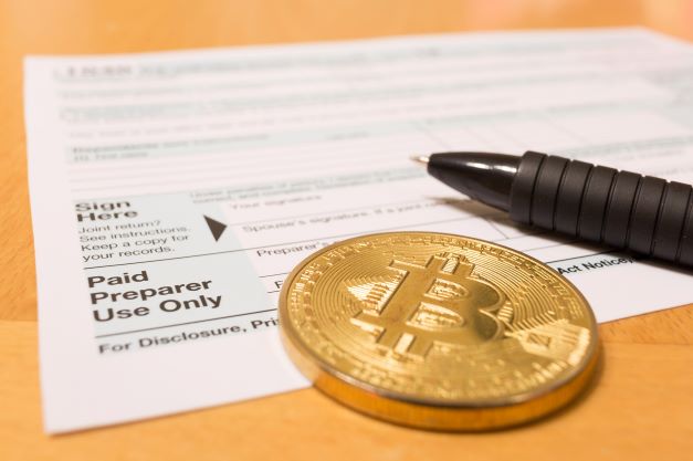 Digital Currencies and Taxes