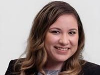 Flores Anette Headshot Resized